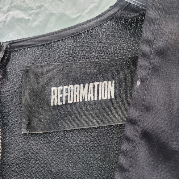 EUC Reformation Misha Floral Pocket Dress - Picture 7 of 9